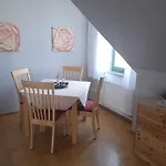 Burghof Apartmenthaus * Gorlitz