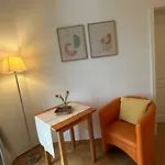 Burghof Apartmenthaus *