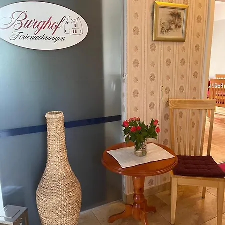 Burghof Apartmenthaus *