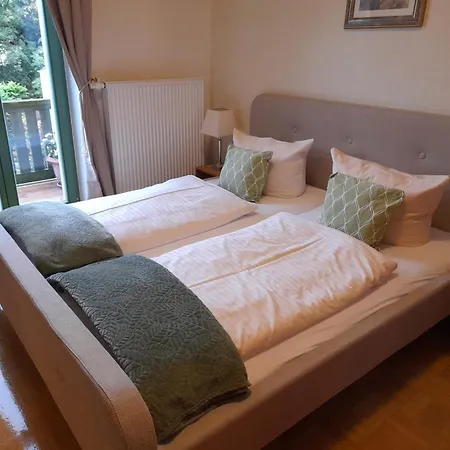 Burghof Apartmenthaus Appartamento *