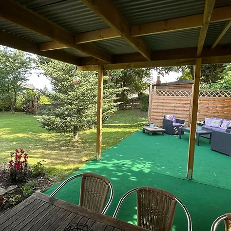 Burghof Apartmenthaus *