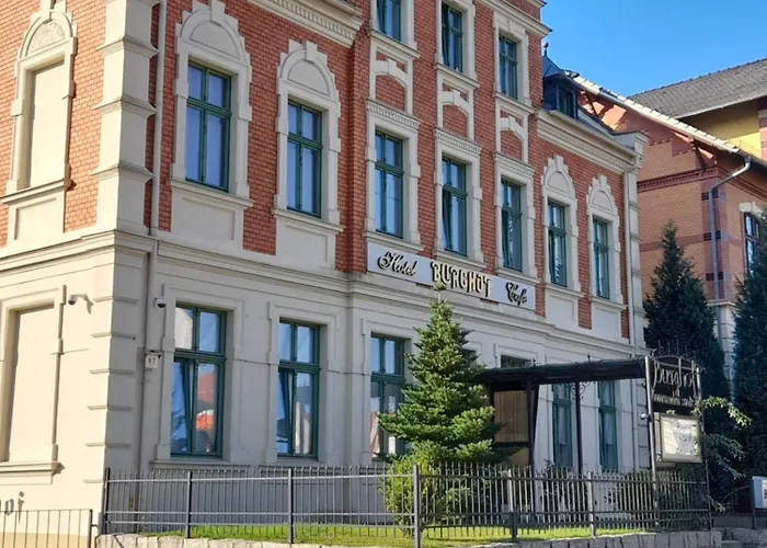 아파트 Burghof Apartmenthaus 괴를리츠