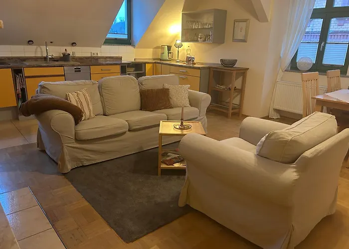 Burghof Apartmenthaus * 괴를리츠